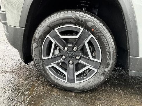 New 2026 Jeep Cherokee Limited AWD/4WD image 11