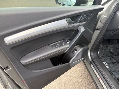 Used 2023 Audi Q5 2.0T Prestige w/ Prestige Package AWD/4WD image 11