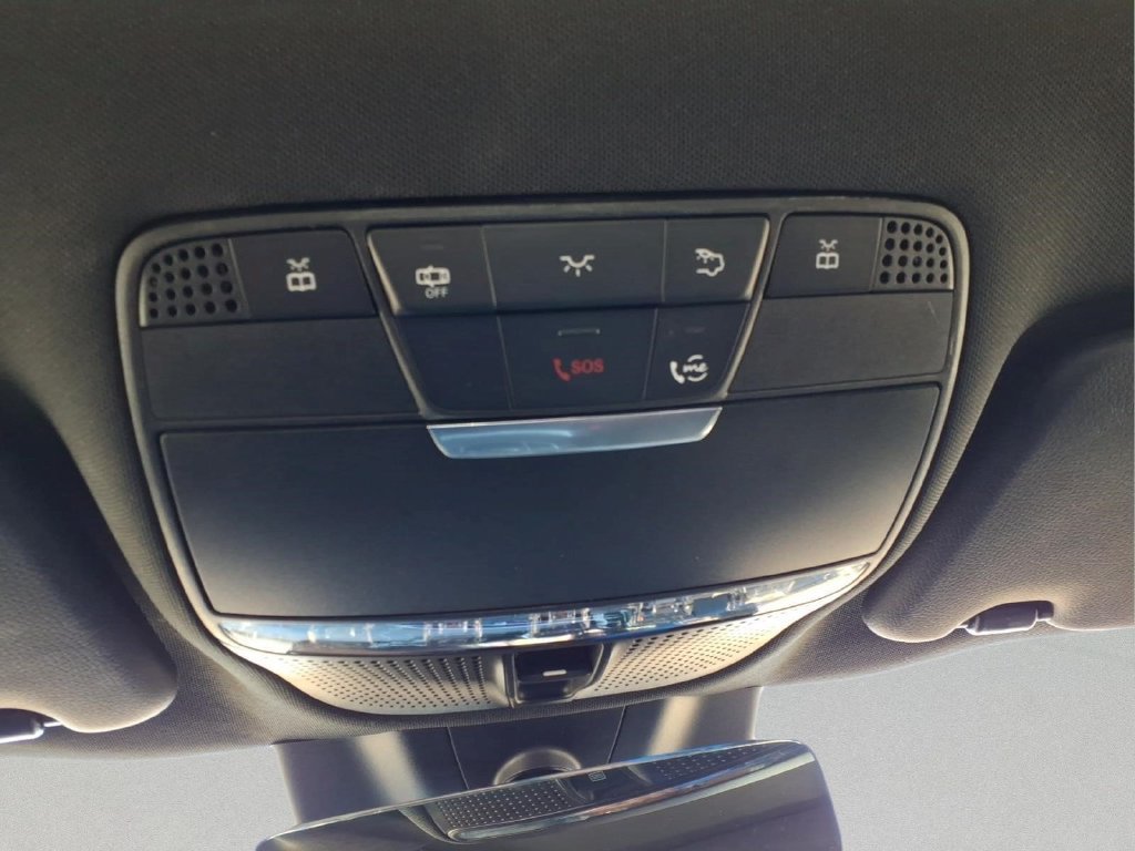 Used 2023 Mercedes-Benz C 300 Coupe image 25