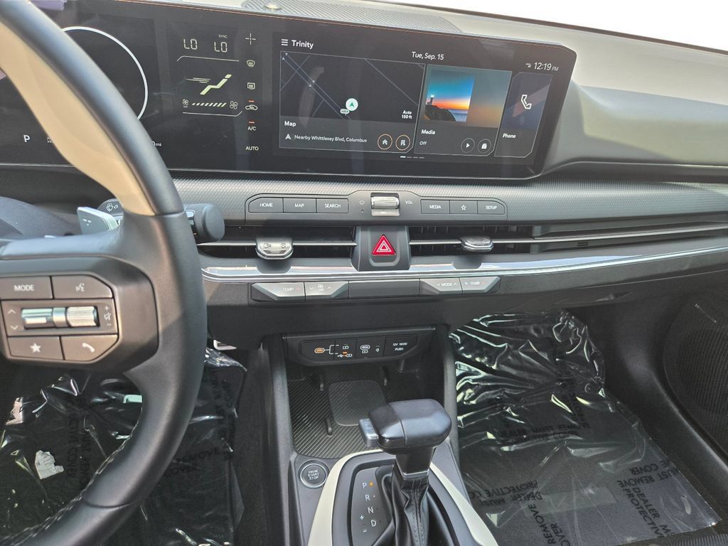 Certified 2025 Kia K4 GT-Line Turbo FWD image 23
