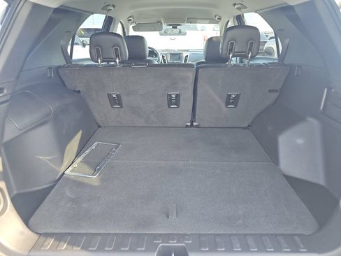Used 2019 Chevrolet Equinox LT FWD image 16