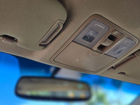 Used 2012 Hyundai Elantra Limited w/ Technology Pkg 5 image 42