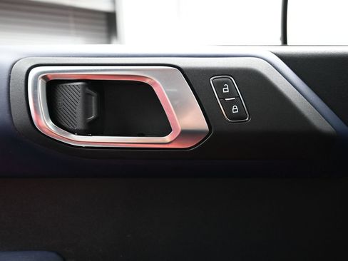 Used 2022 Ford Bronco Raptor AWD/4WD image 25