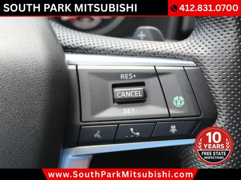 Used 2023 Mitsubishi Outlander SE AWD/4WD image 26