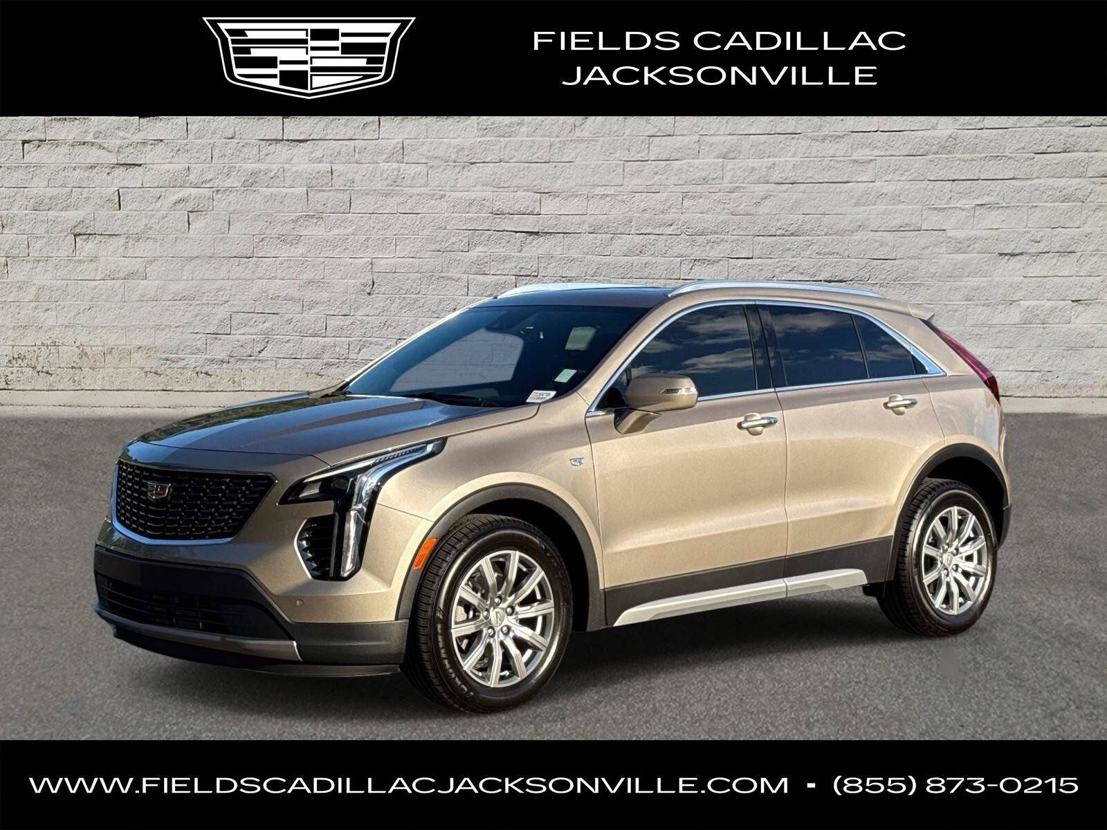 Used 2023 Cadillac XT4 Premium Luxury FWD image 1