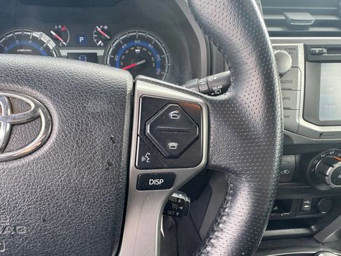 Used 2014 Toyota 4Runner SR5 Premium image 19