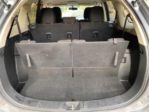 Used 2017 Mitsubishi Outlander ES image 12