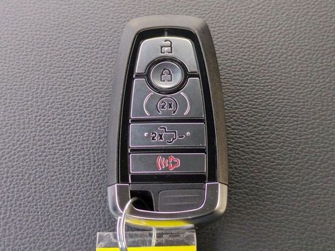 New 2026 Ford F350 Lariat w/ FX4 Off-Road Package image 28