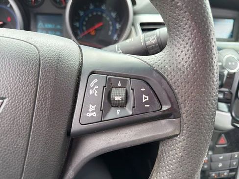 Used 2012 Chevrolet Cruze LS w/ Connectivity Package FWD image 7
