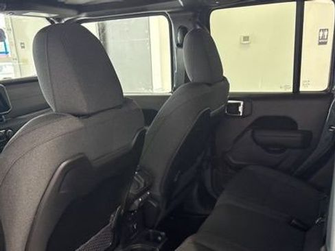 New 2026 Jeep Gladiator Rubicon image 14