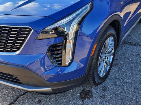 Used 2023 Cadillac XT4 Premium Luxury w/ Cold Weather Package AWD/4WD image 10