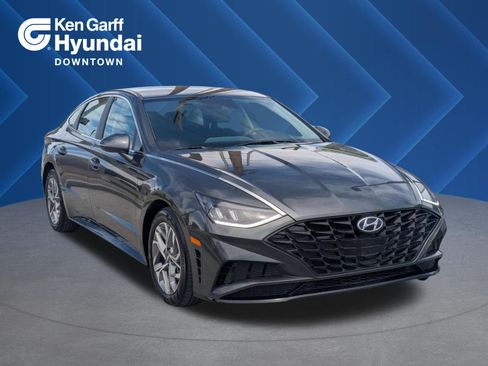 Certified 2023 Hyundai Sonata SEL w/ Cargo Package FWD image 1