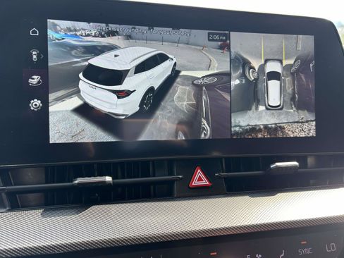 Used 2024 Kia Sportage SX image 29