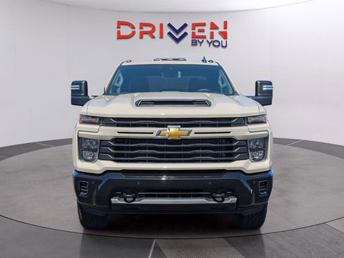New 2026 Chevrolet Silverado 2500 Custom w/ Custom Value Package AWD/4WD image 8