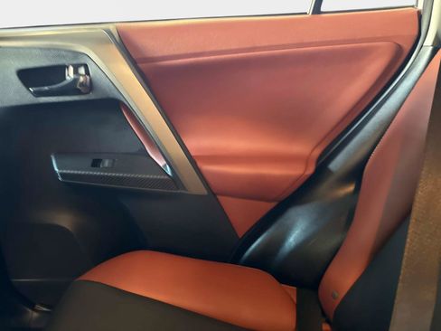 Used 2013 Toyota RAV4 Limited image 15