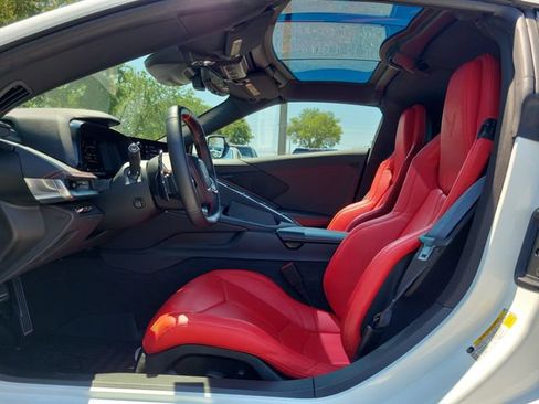 Used 2025 Chevrolet Corvette Z06 RWD image 23