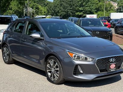 Used 2018 Hyundai Elantra GT w/ Style Package 02