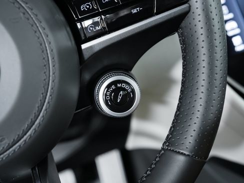 Used 2024 Maserati GranTurismo Trofeo AWD/4WD image 55