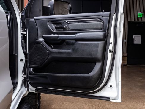 Used 2023 RAM 1500 Big Horn AWD/4WD image 38