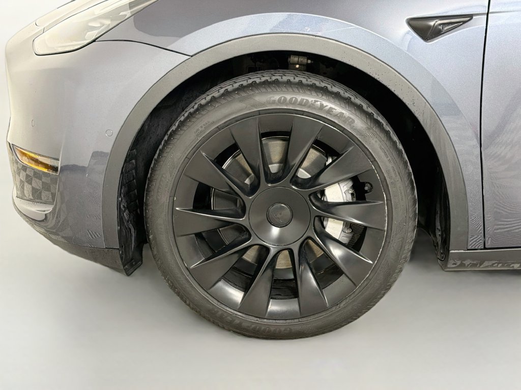 Used 2022 Tesla Model Y Long Range AWD/4WD image 33