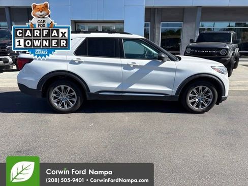 Used 2025 Ford Explorer Active w/ Active Comfort Package AWD/4WD image 4