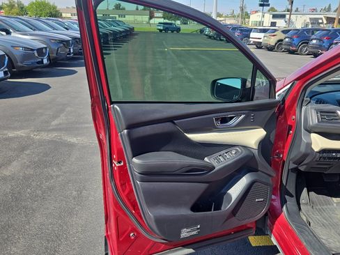 Used 2019 Subaru Ascent Limited w/ Popular Package #2 AWD/4WD image 11