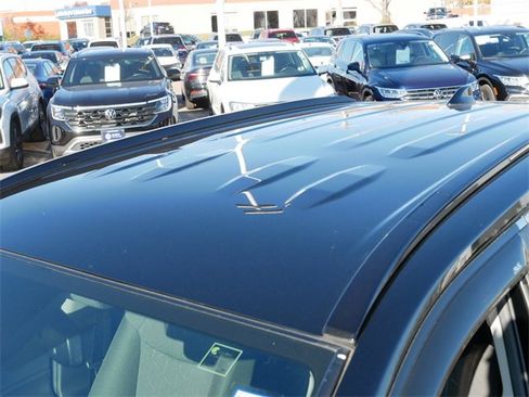 Used 2020 Toyota RAV4 XLE image 11