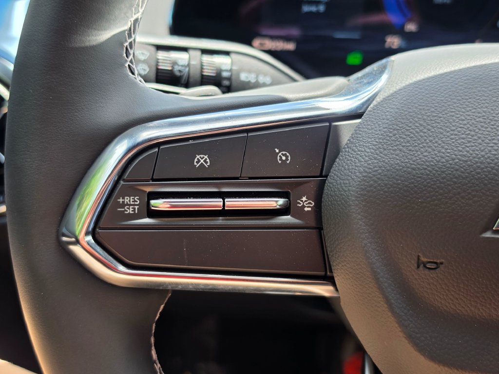 New 2026 Chevrolet Equinox EV LT AWD/4WD image 31