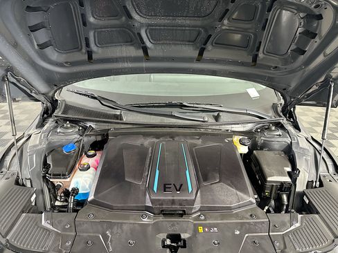 Used 2024 Hyundai Ioniq 5 SEL image 35