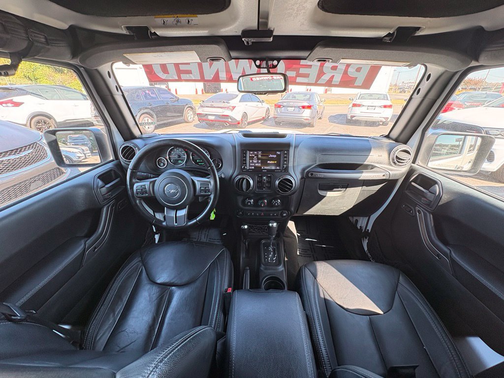 Used 2018 Jeep Wrangler Unlimited Sahara AWD/4WD image 27