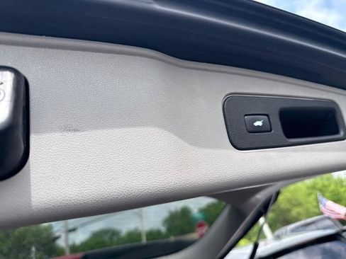 Used 2016 Honda Odyssey EX-L image 16