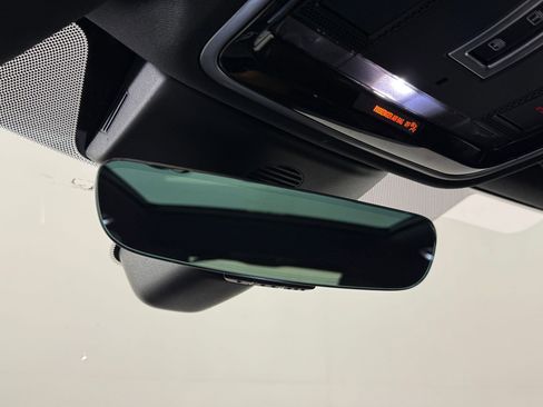 Used 2017 Land Rover Range Rover Sport HSE image 19