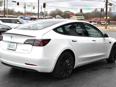 Used 2022 Tesla Model 3 Performance image 5