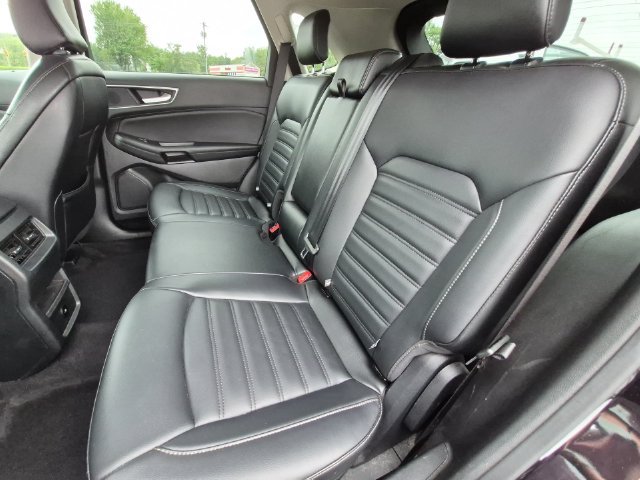 Used 2024 Ford Edge SEL AWD/4WD image 29