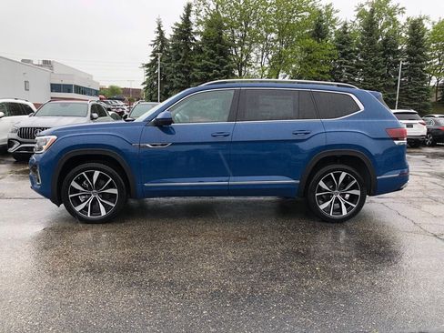 Used 2025 Volkswagen Atlas SEL Premium R-Line image 7