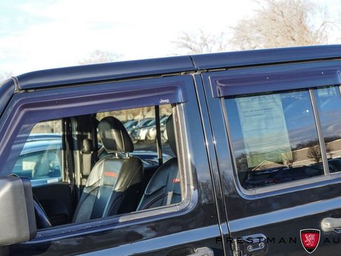 Used 2022 Jeep Gladiator Rubicon w/ LED Lighting Group image 19