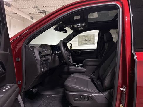 New 2026 Chevrolet Suburban RST w/ Comfort Package AWD/4WD image 21