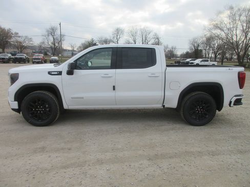 New 2026 GMC Sierra 1500 Elevation image 10
