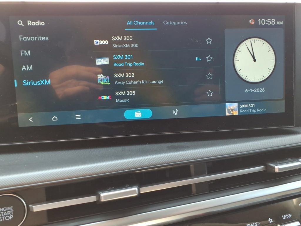 Used 2026 Hyundai Santa Fe SE FWD image 21