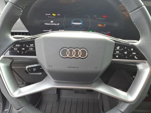 Used 2025 Audi Q6 e-tron Premium Plus w/ Premium Plus image 5