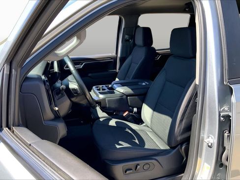 Used 2025 Chevrolet Silverado 1500 LT AWD/4WD image 14
