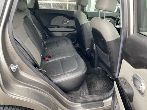 Used 2019 Kia Soul + w/ Primo Package image 17