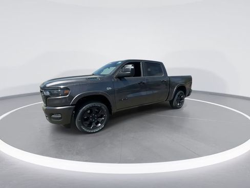 New 2026 RAM 1500 4x4 Crew Cab image 4