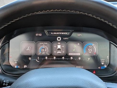 Used 2023 RAM 1500 Limited w/ Body Color Bumper Group image 10