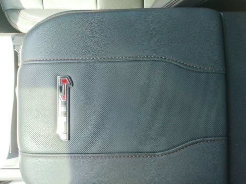 Used 2025 GMC Sierra 2500 AT4 w/ AT4 Premium Plus Package AWD/4WD image 24