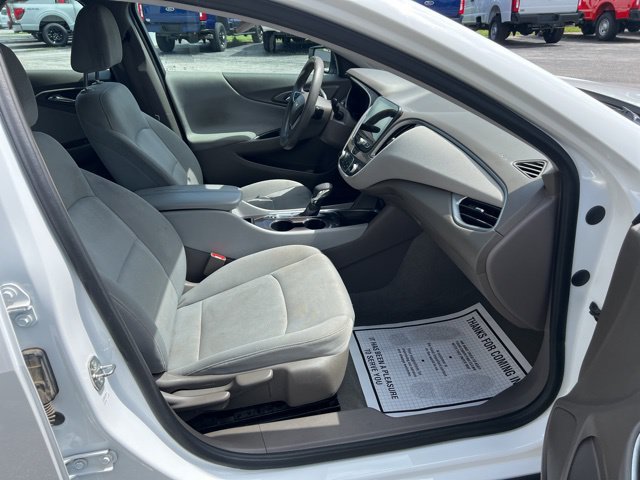Used 2022 Chevrolet Malibu LT FWD image 11