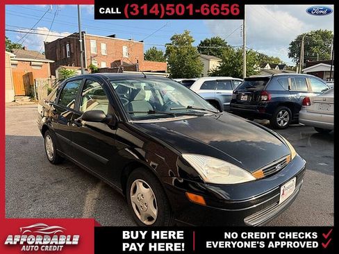 Used 2002 Ford Focus LX FWD image 7