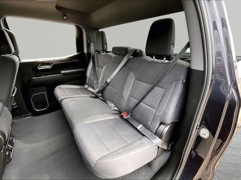 Used 2022 Chevrolet Silverado 1500 LT AWD/4WD image 16