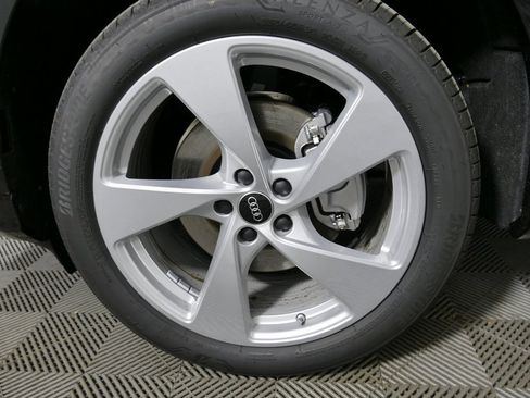 New 2025 Audi Q5 Premium Plus image 9