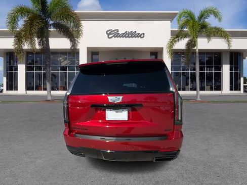 Certified 2025 Cadillac Escalade ESV Sport Platinum image 12